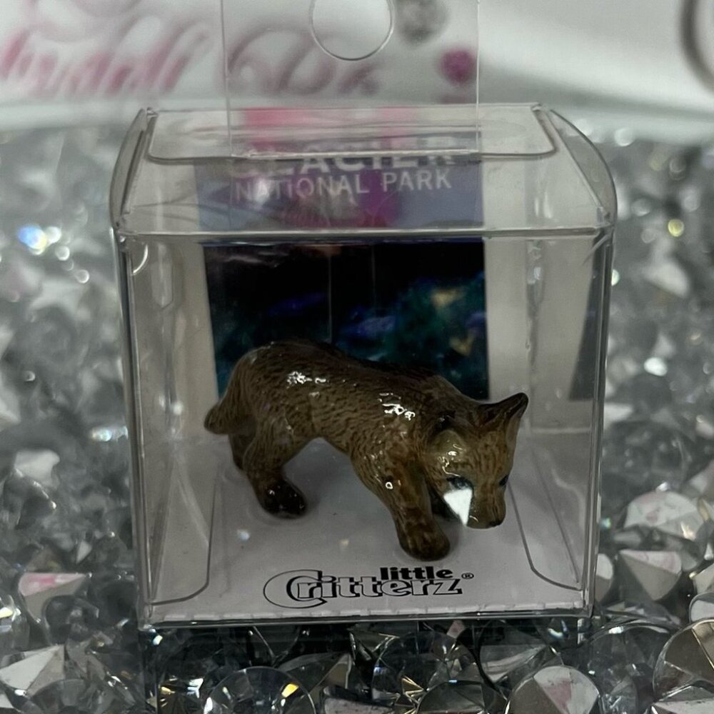 Collectible glacier National Park Wolf Figurine Mohawk wolf club Montana